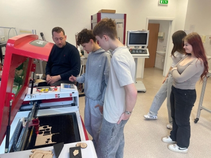 Jeden den středoškolákem